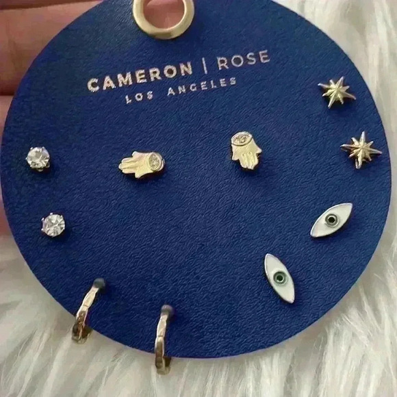 Cameron Rose Los Ángeles-Nwt 5 Earings Set - Gold - Picture 3 of 4
